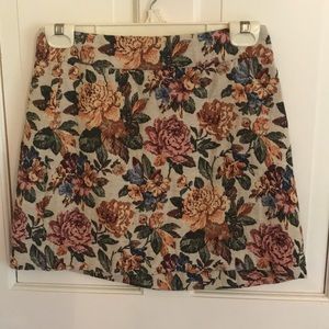 Floral print skirt